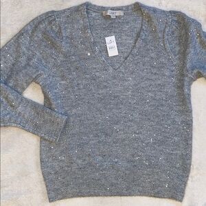 NWT LOFT puff sleeve v-neck pale gray silver sequins sweater Sz M